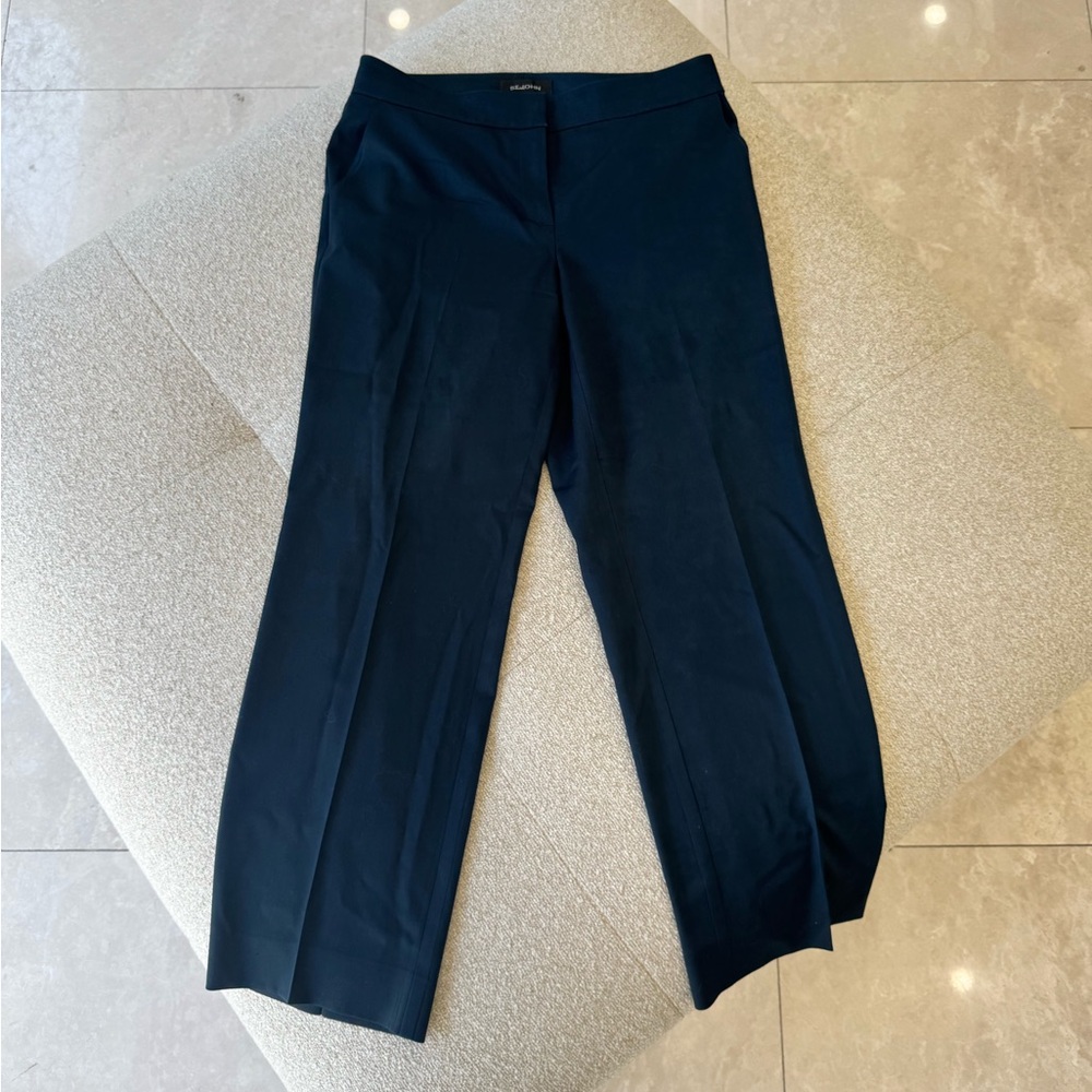 St. John Navy blue  Tailored Dress Pants Size 6 Straight Leg Workwear
